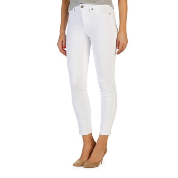 paige verdugo cropped skinny jeans in white (30)